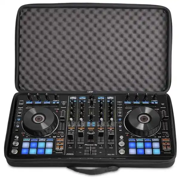 Livraison Express UDGCreator Controller Hardcase Extra Large Black MK2 - U8303BL