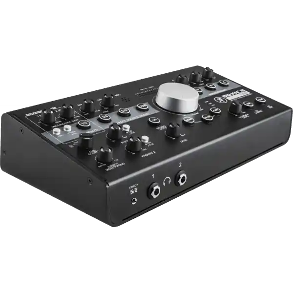 MackieBIGKNOB STUDIO + Must-Have