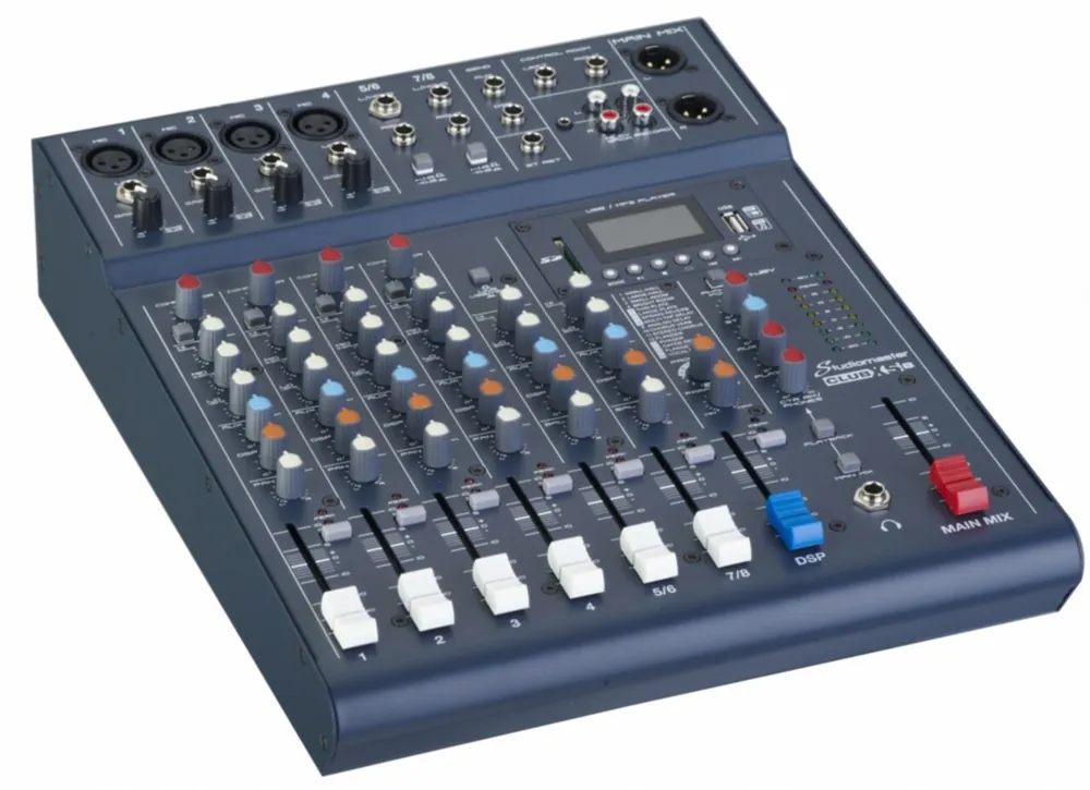 Commander Vite Studiomaster CLUB XS8