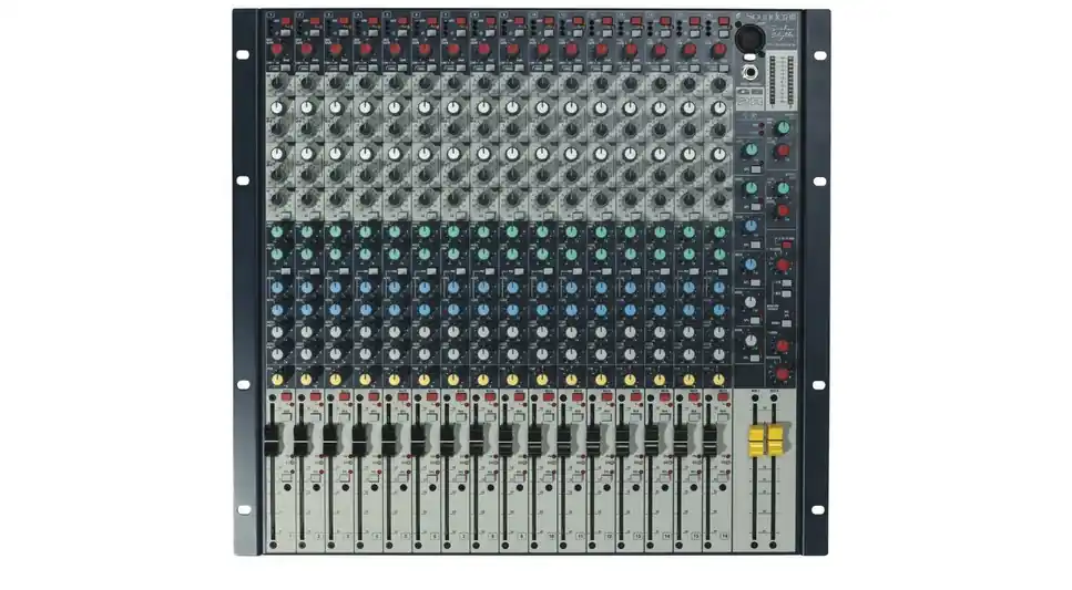 Commander Maintenant Soundcraft Console GB2R 16 voies mono, 2 voies stéréo