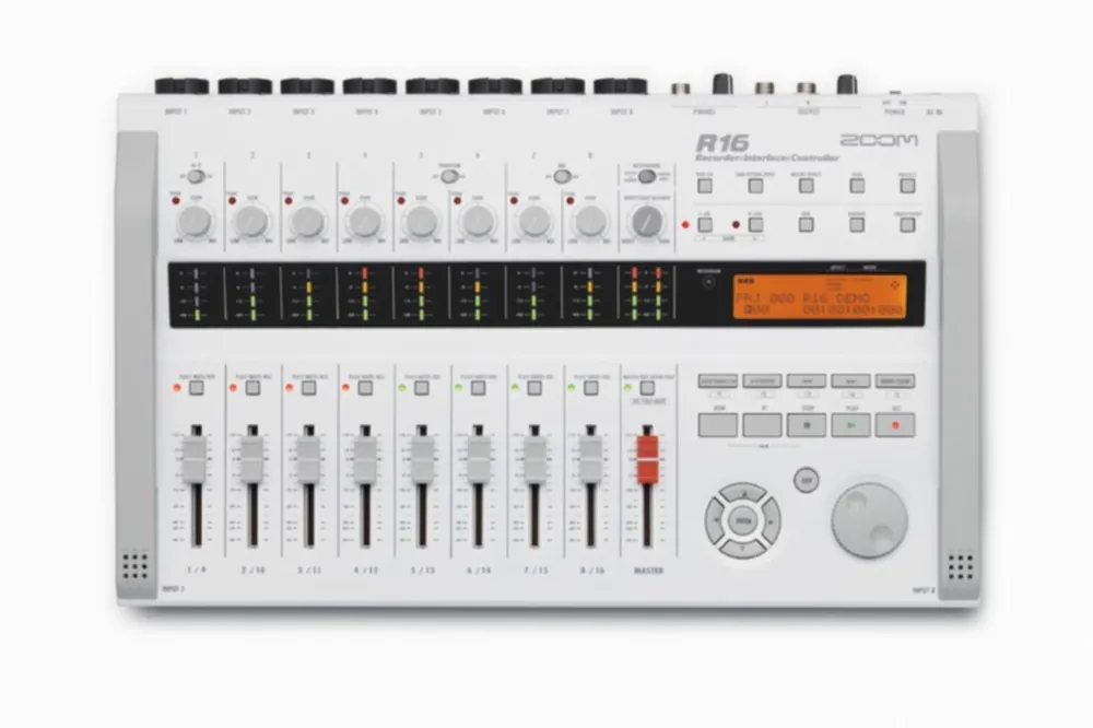 Zoom R16 Dernier Modèle