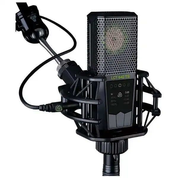 Commander Maintenant LewittLCT 640 TS