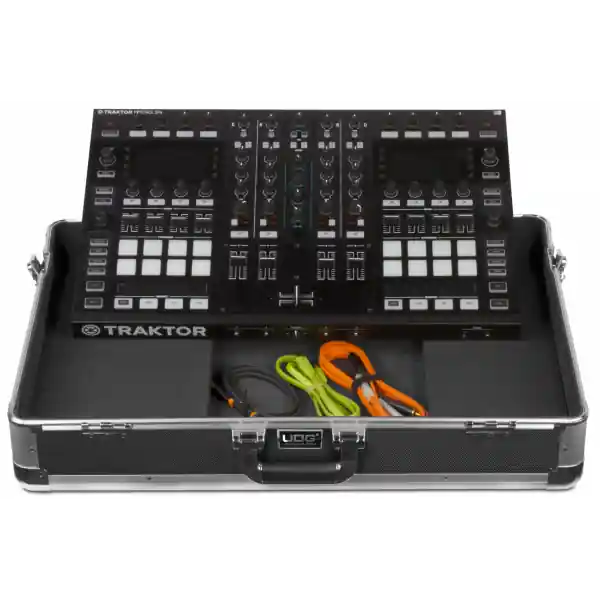 UDGUltimate Pick Foam Flight Case Multi Format XL - U93013SL - Contrôleur DJ Soldes