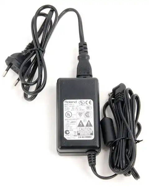 Boss PSB-230EU Alimentation 9v 2000mA Offre Du Jour