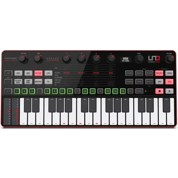 Authentique IK MultimediaUNO Synth Pro Desktop