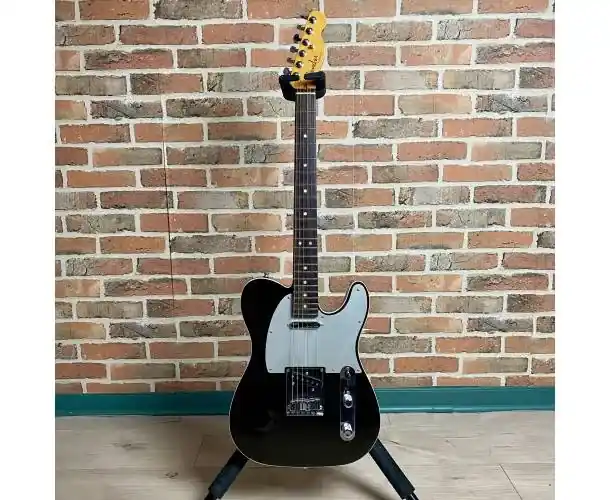 Usine Directe AMERICAN ULTRA TELECASTER RW TEXAS TEA + ETUI