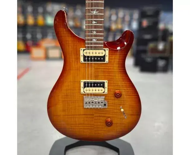 SE CUSTOM 22 AVEC HOUSSE Offre Limitée