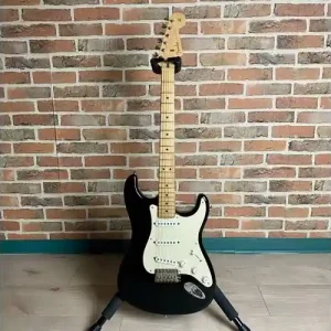 CUSTOM SHOP STRATOCASTER "BLACKIE" SIGNATURE ERIC CLAPTON DE 2005 + ETUI Meilleur Choix