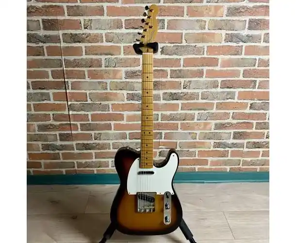 VINTERA II NOCASTER 50‘S 2 TS + HOUSSE FENDER Réduction