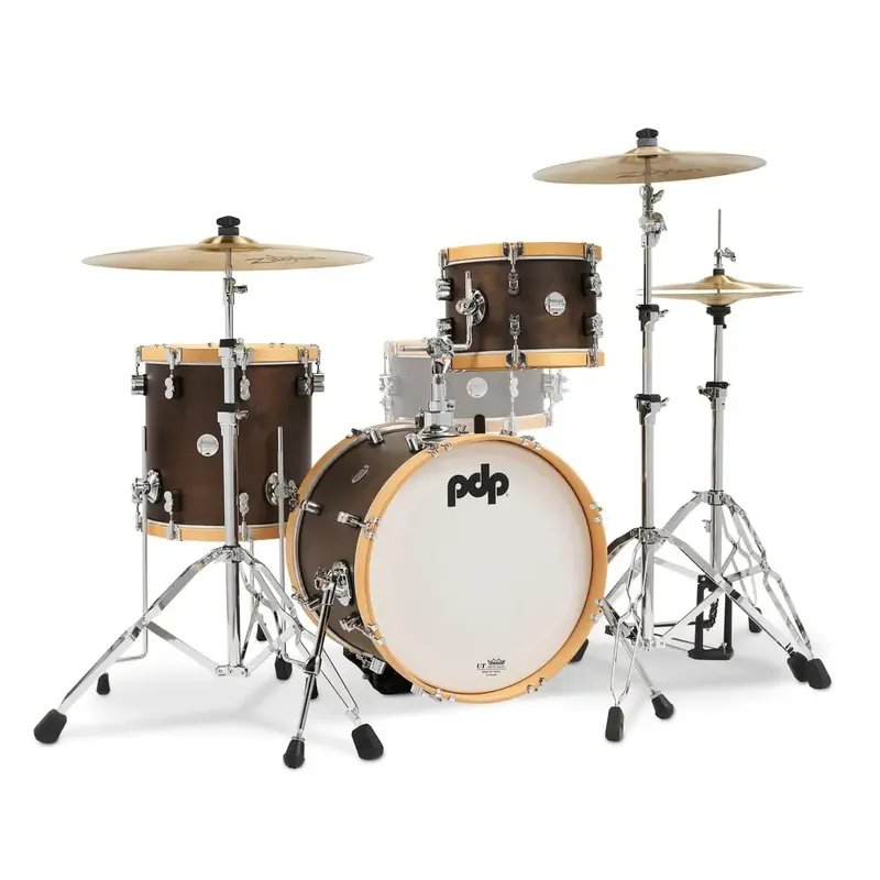 Quantité Limitée PDP Concept Classic Batterie 18"/3pcs Walnut Stain/Natural Hoop
