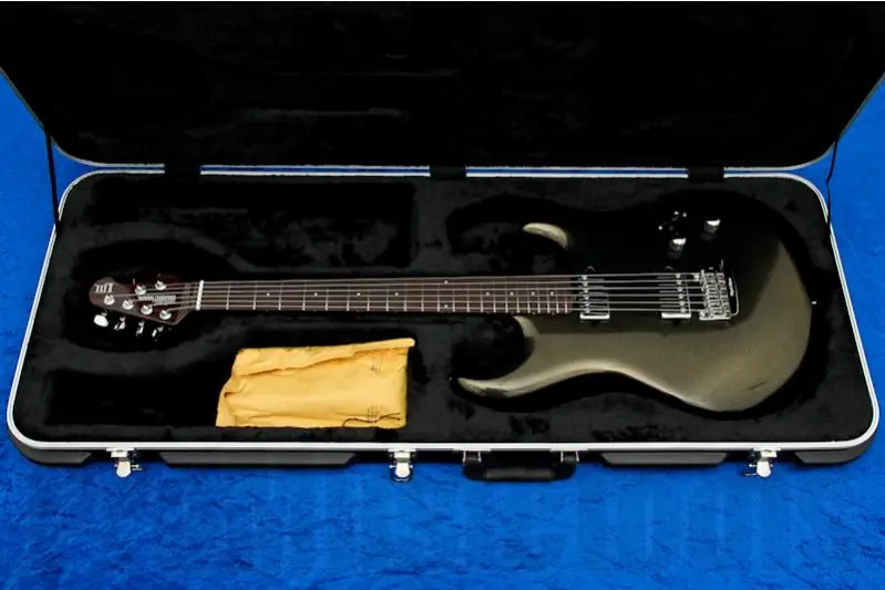 Music Man USA Luke III HH OG - Olive Gold - Rosewood Neck Dernier Modèle