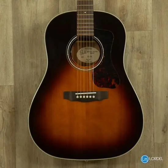 Guitare folk Guild DS240 slope houlder Produit De Marque