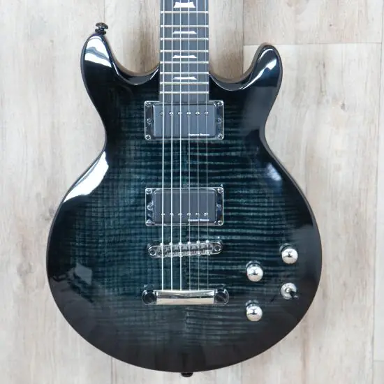 Expédié Aujourd'hui Guitare electrique Lag Roxane 500 black shadow