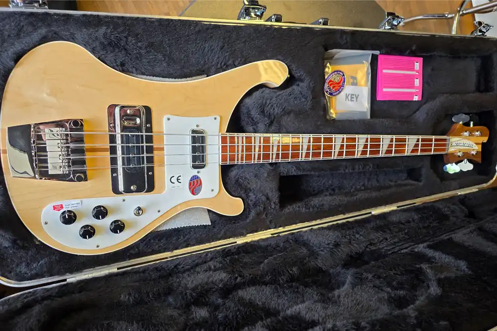 Rickenbacker 4003 - Mapleglo Bon Plan