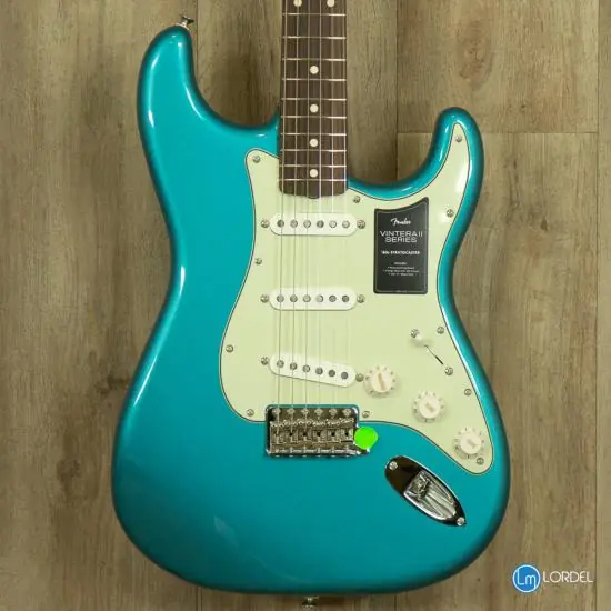 Fender Vintera II 60 stratocaster lake placid blue Marque