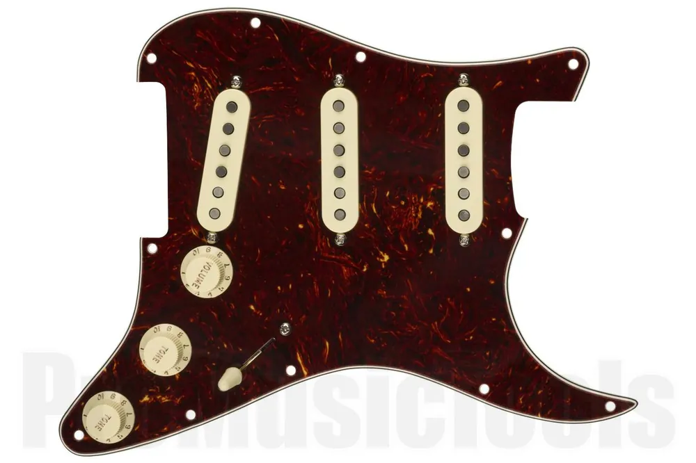 Fender Pre-Wired Strat Pickguard - Custom Shop Fat 50‘s SSS - Tortoise Shell 11 Hole PG Offre Spéciale