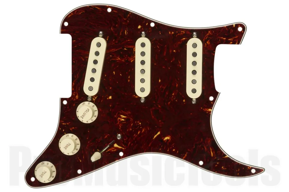 Fender Pre-Wired Strat Pickguard - Tex-Mex SSS - Tortoise Shell 11 Hole PG Prix Réduit