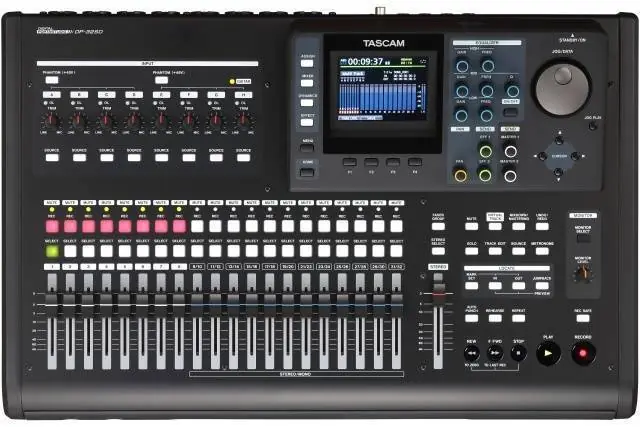 Marque Tascam 32-Track Digital Portastudio